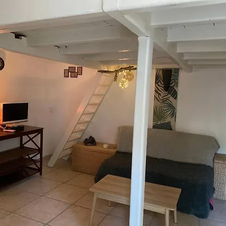 Bianca Semesterbostad Borgo (Corsica)